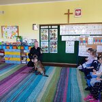 strażnik miejski z psem